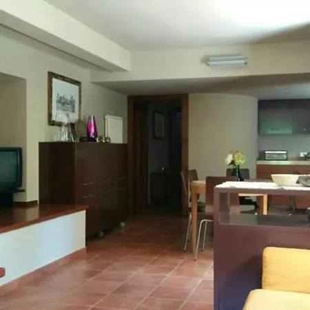 Appartement One Bedroom With Shared Pool And Wifi At