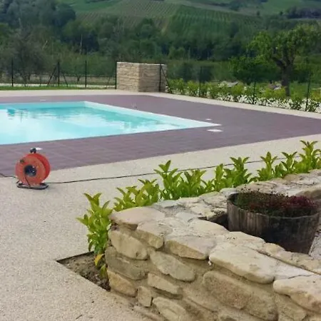 Appartement One Bedroom With Shared Pool And Wifi At *