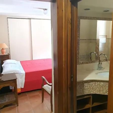 One Bedroom With Shared Pool And Wifi At Appartement