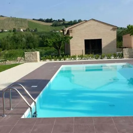 One Bedroom With Shared Pool And Wifi At Appartement Montalto delle Marche