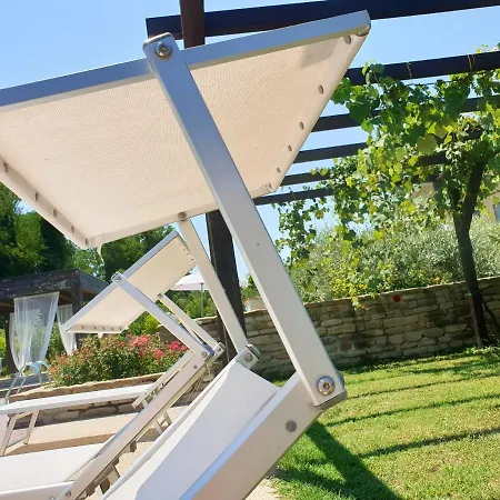 Appartement One Bedroom With Shared Pool And Wifi At *